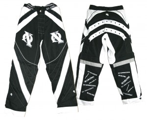 XO pants white